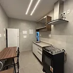 Flat De 3 Quartos Na Praia De Copacabana